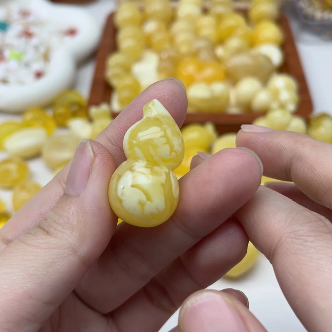 【闪购商品】未镶嵌蜜蜡裸石配饰