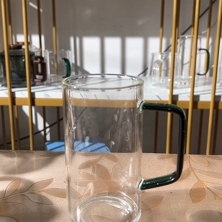 湖绿把手绿茶杯新年快乐