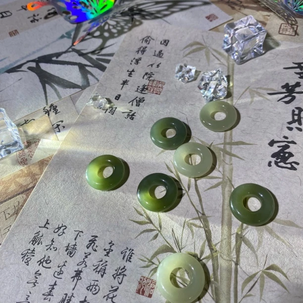 （福利款）和田玉高冰无黑点甜甜圈（事多勿拍）（多样性发货拍一发一）