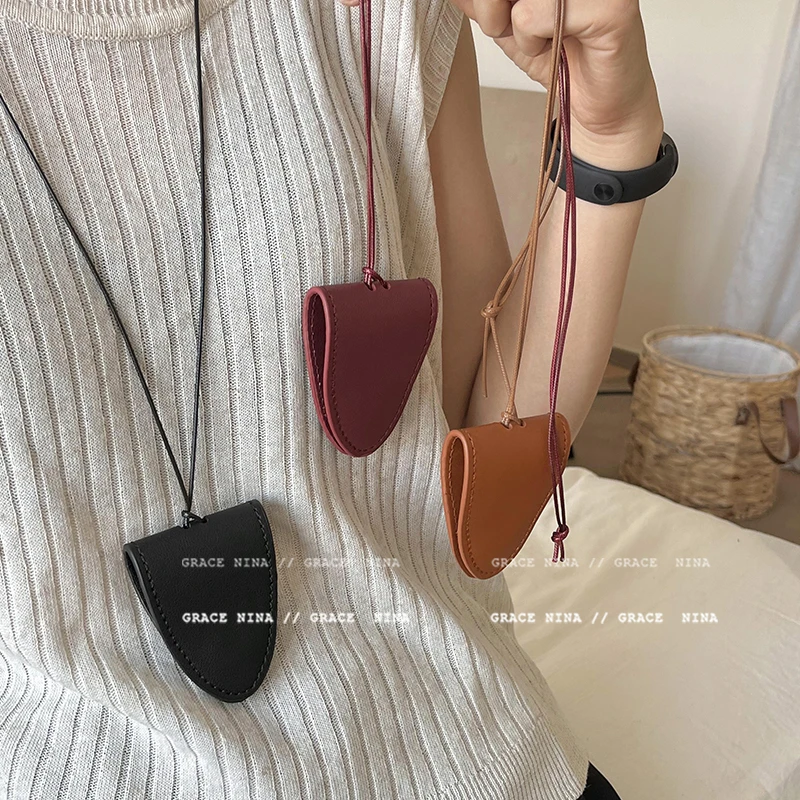 长款挂脖按扣皮革墨镜挂绳项链女户外便携眼镜夹收纳毛衣链配EET