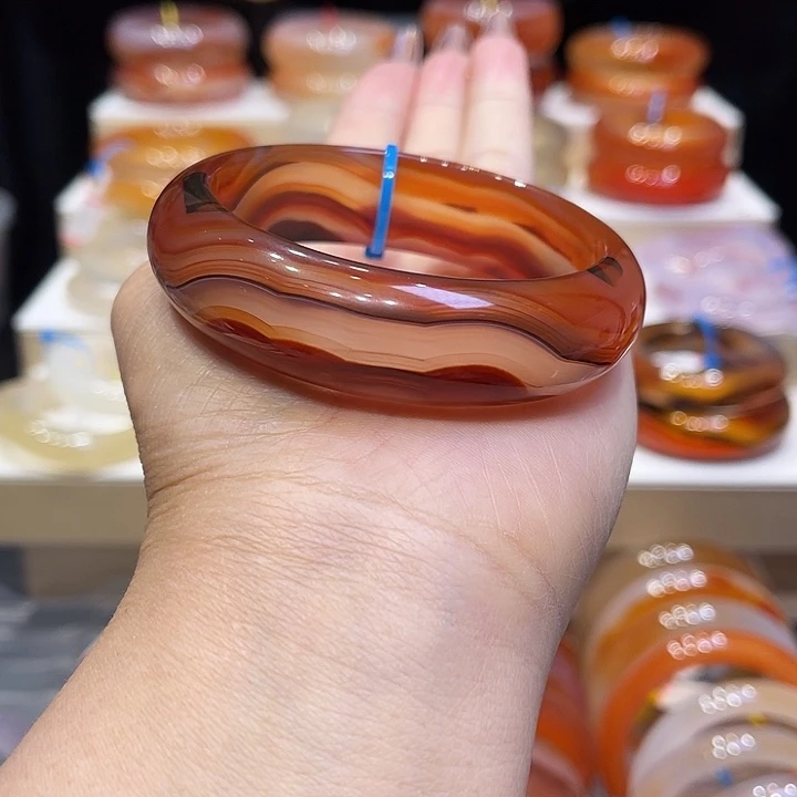 玛瑙/玉髓手镯未镶嵌