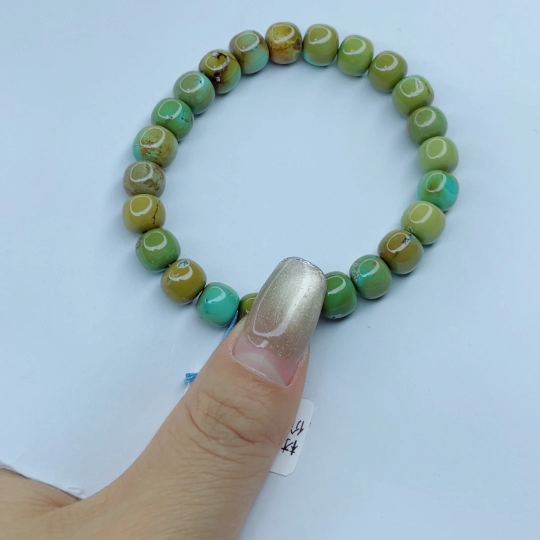 绿松石未镶嵌颈饰