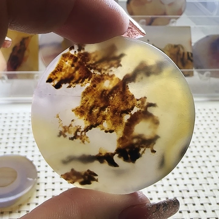 玛瑙/玉髓未镶嵌珠宝奇石