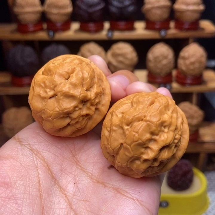 文玩核桃吊坠水晶30