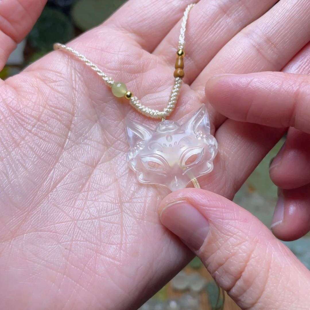 蛇纹石玉未镶嵌吊坠