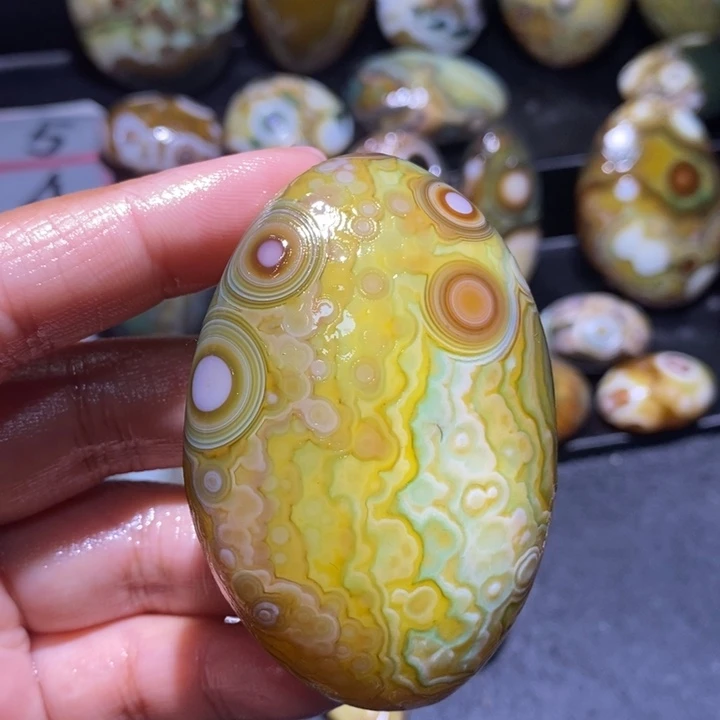 玛瑙/玉髓未镶嵌珠宝奇石103