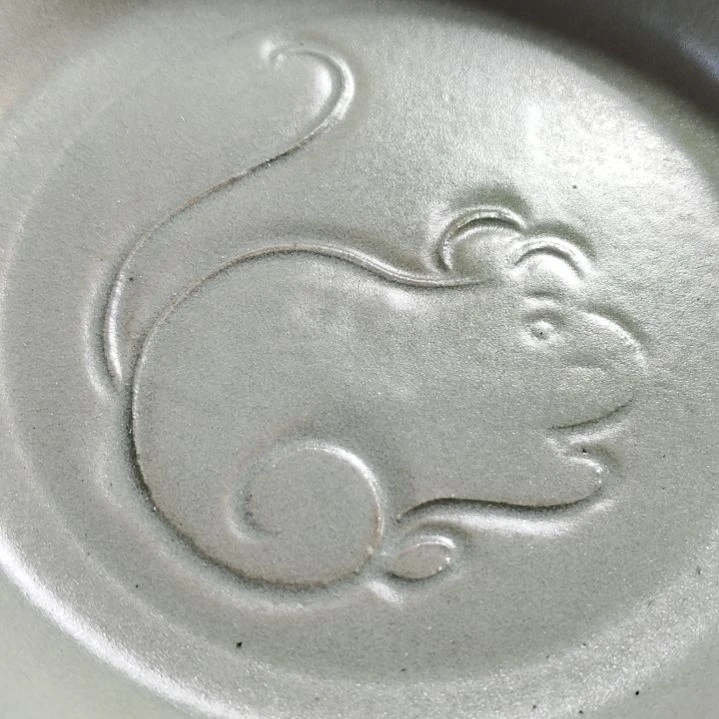 汝窑瓷器，完整器一个
