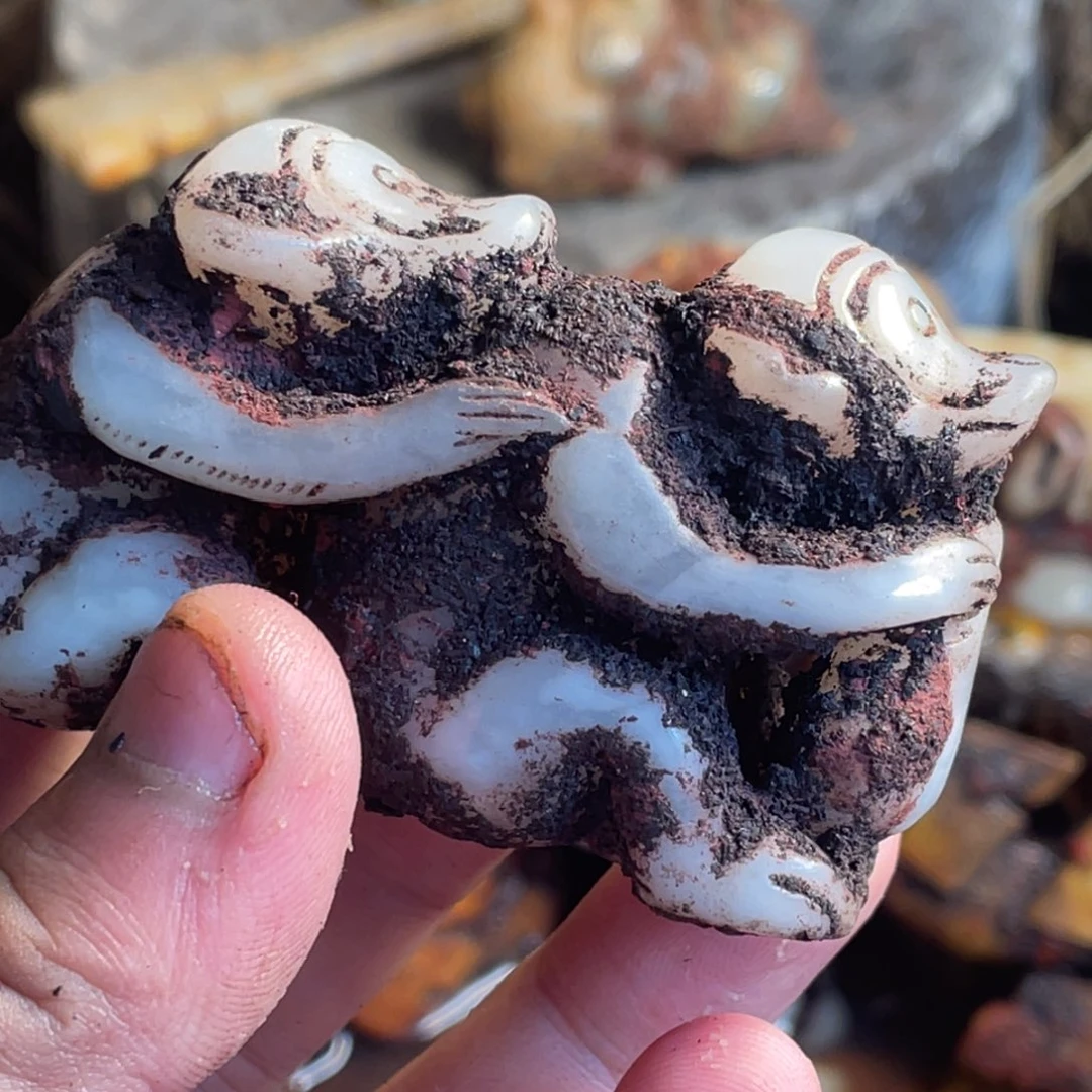 不***E和田玉（糖玉）未镶嵌颈饰