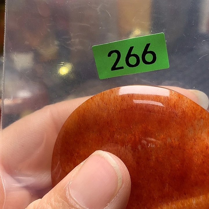 L***O非金属精品无事牌