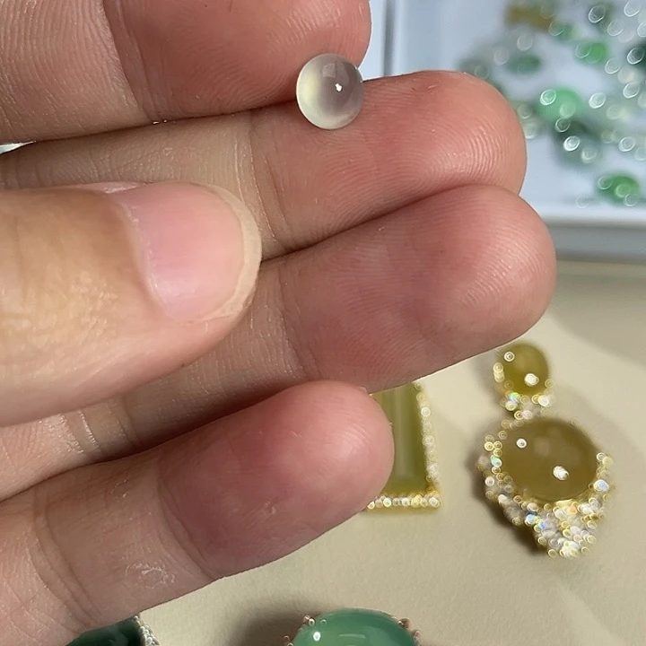 翡翠裸石缅料A货翡翠