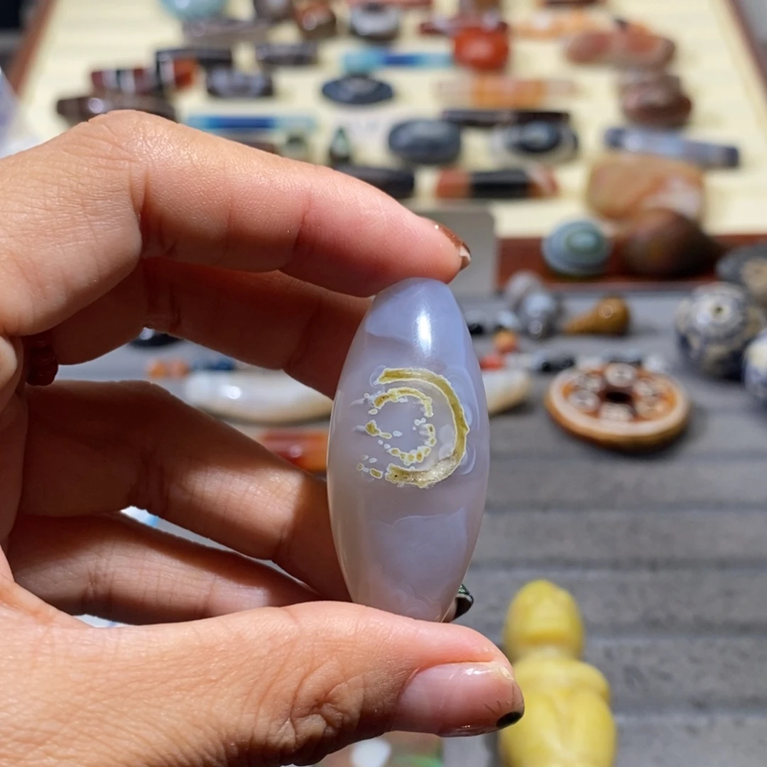 萌***子玛瑙/玉髓合金颈饰