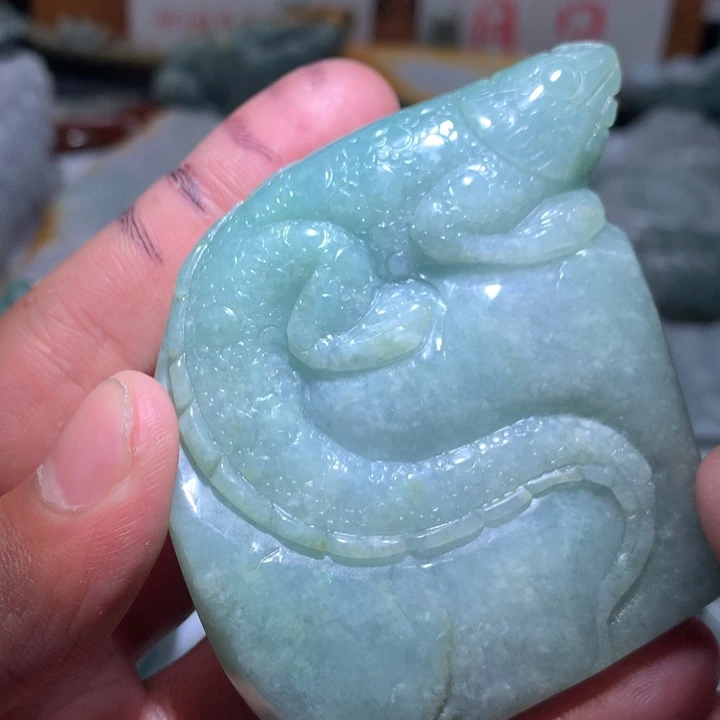 翡翠未镶嵌颈饰保真天然a货翡翠