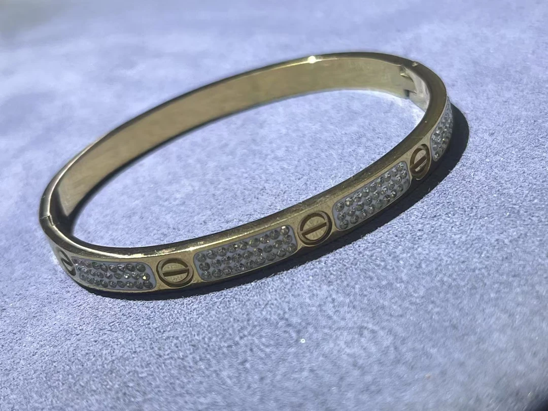 【南非定制】经典高级轻奢大气百搭手镯Aj21320