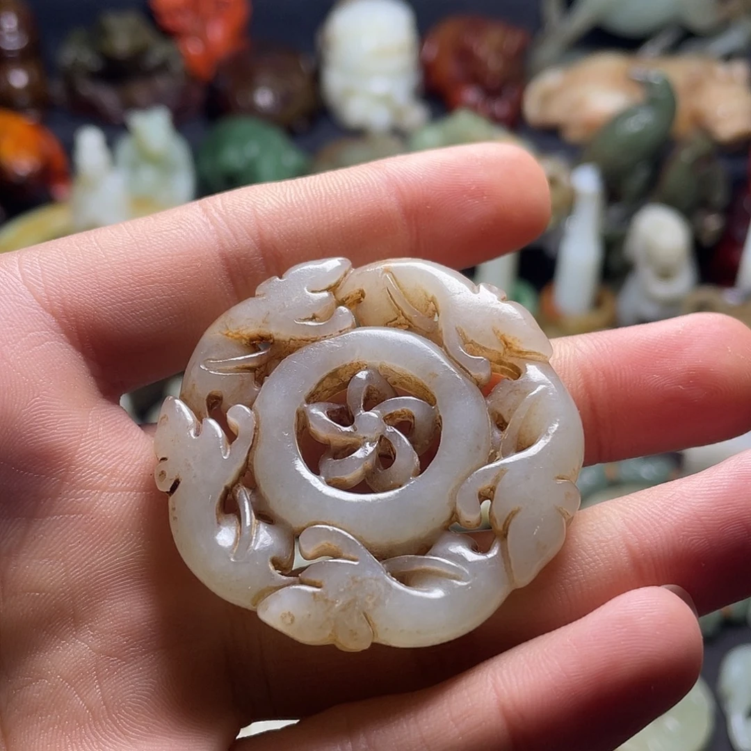 和田玉（糖玉）未镶嵌颈饰