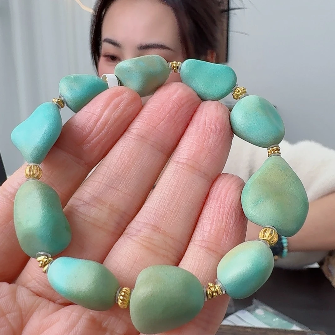 家***俊绿松石未镶嵌珠宝奇石