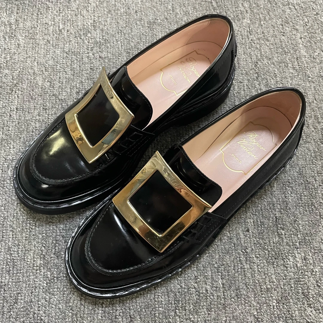 95新 Roger Vivier/罗杰·维威耶 金属多乐乐福鞋 36码/11506