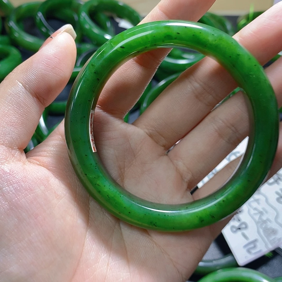 周***来和田玉（碧玉）未镶嵌手链