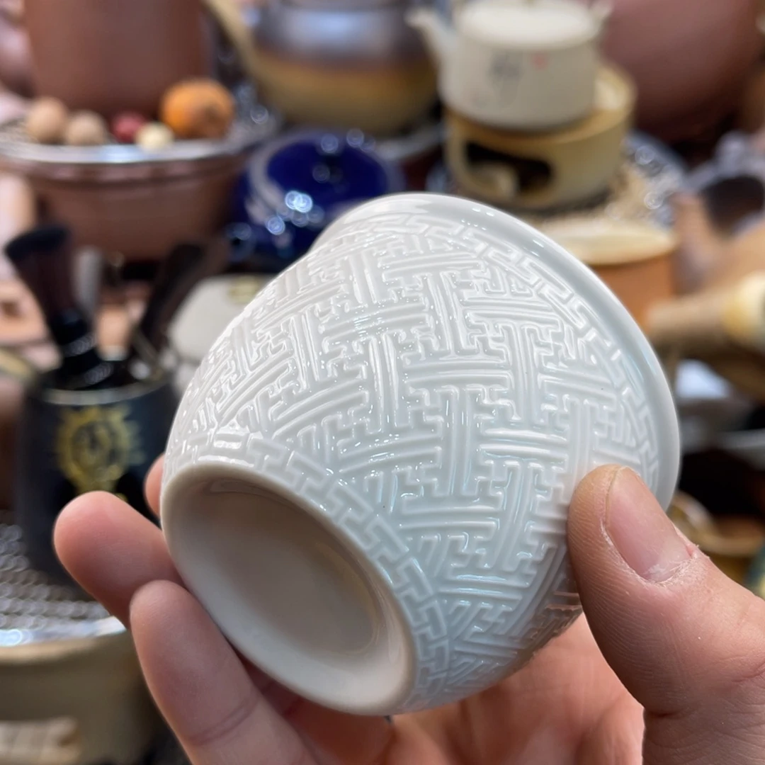 瓷片陶他在这里我很担心