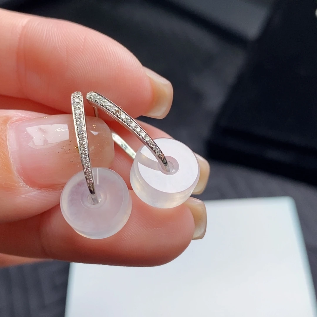 翡翠18K金镶嵌耳饰高冰小路路通