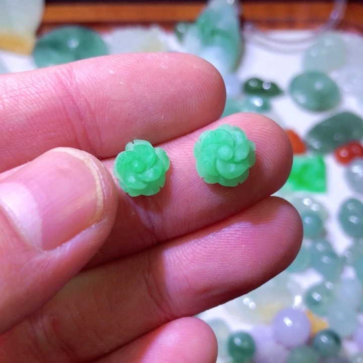 定制翡翠未镶嵌天然a货翡翠