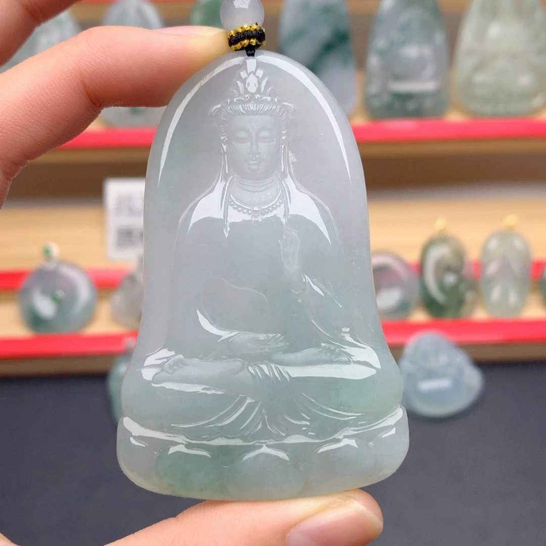 翡翠未镶嵌颈饰素衣