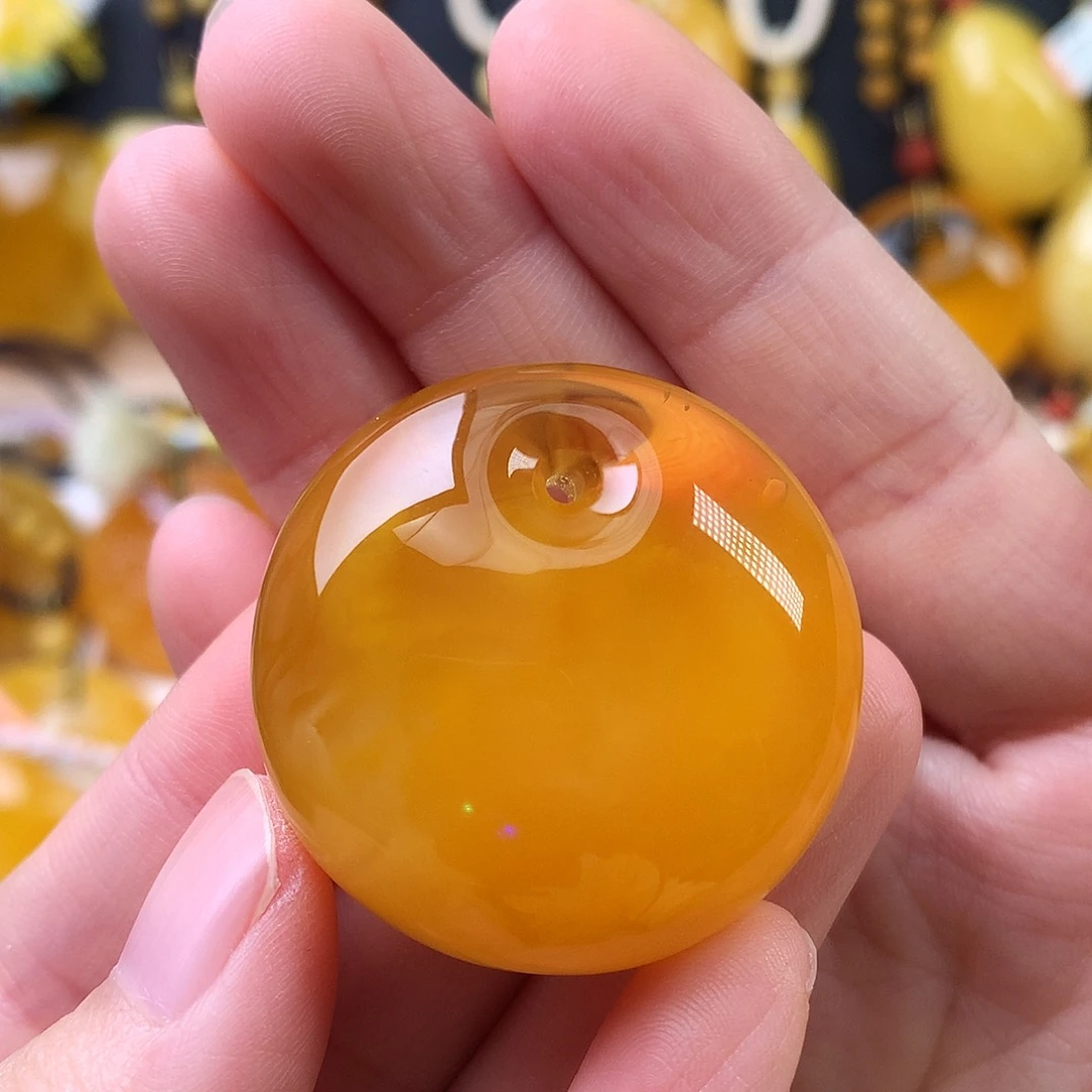 琥珀未镶嵌颈饰吊坠