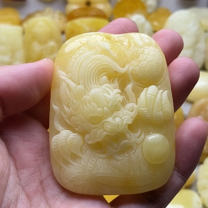 琥珀颈饰未镶嵌琥珀蜜蜡吊坠