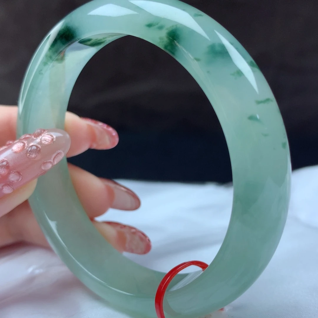 未镶嵌手镯翡翠66023，