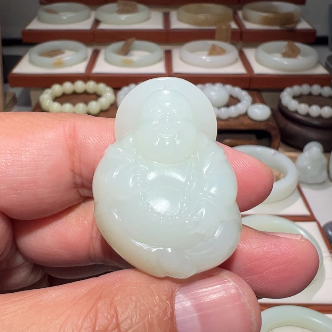 和田玉未镶嵌颈饰弥勒佛 高44mm