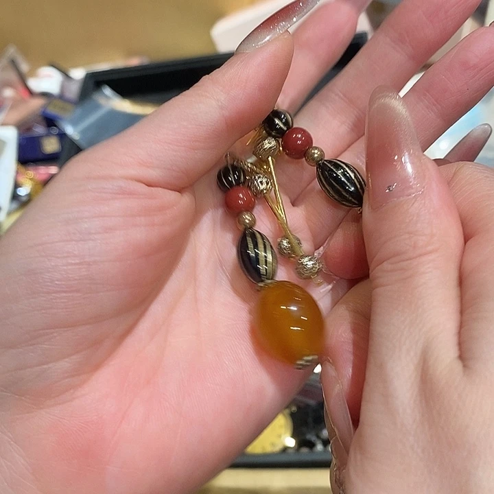 瑞***宝花岗石铁合金中古香水沐浴露持久留香