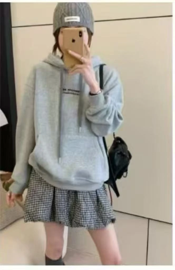 （断码断色福利）8501番外（加绒）冬季时尚字母刺绣连帽百搭卫衣女