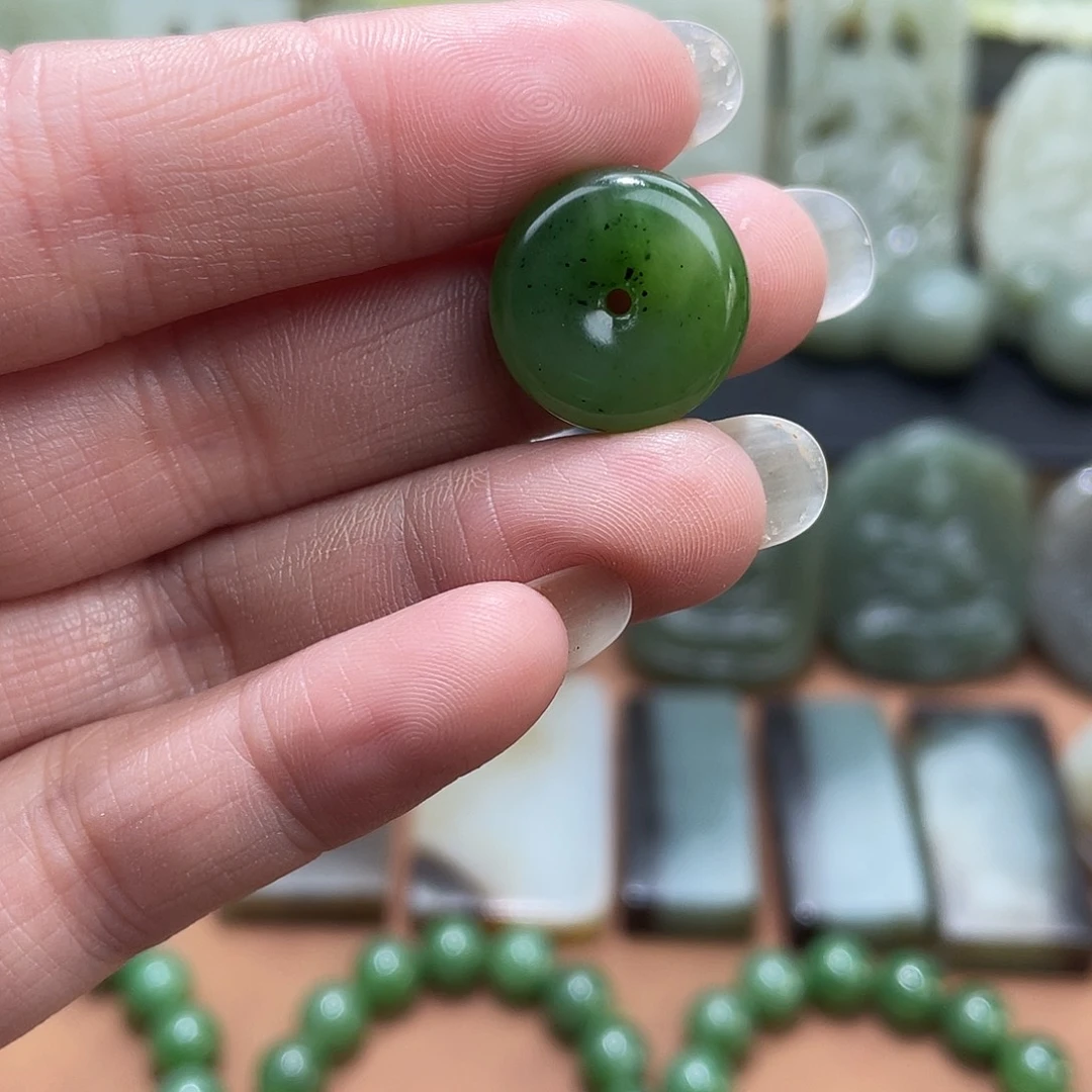 和田玉未镶嵌吊坠(不含链)