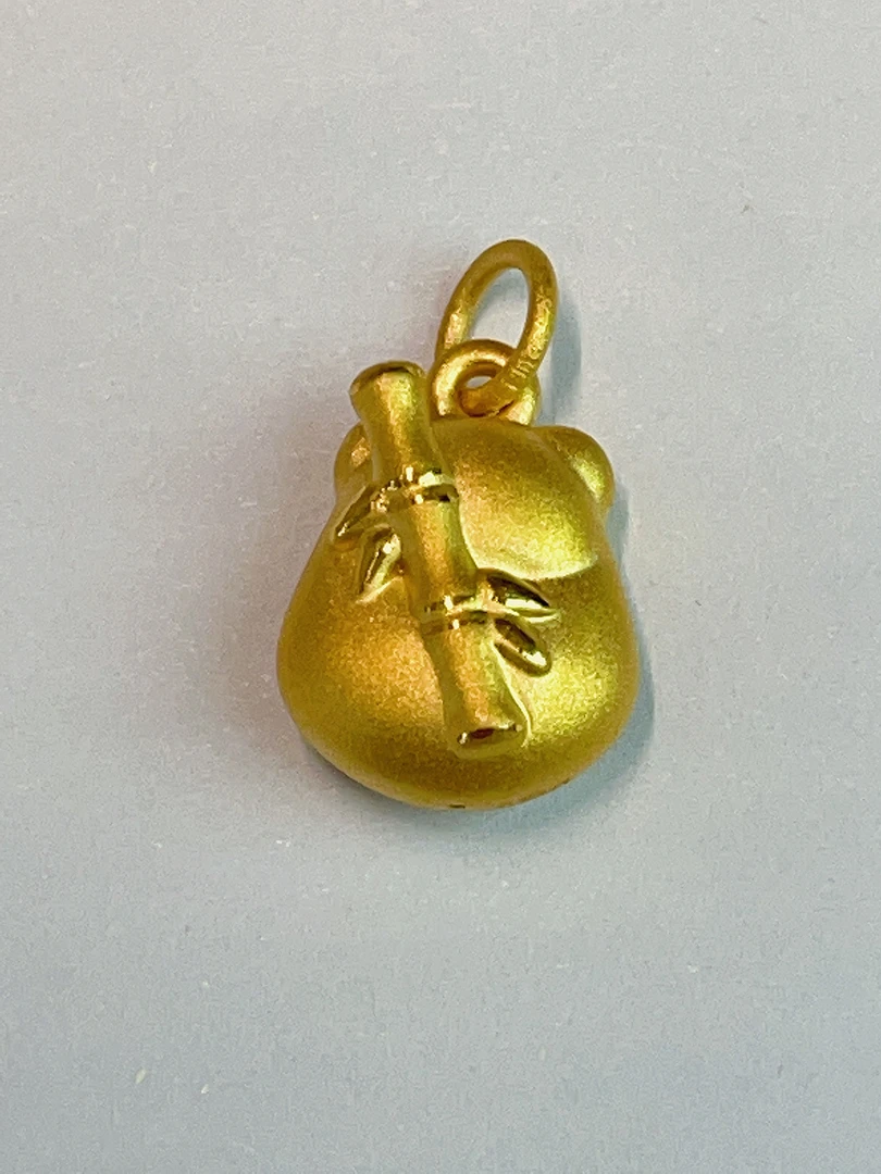 熊猫抱竹 足金999珐琅古法硬金 0.53g