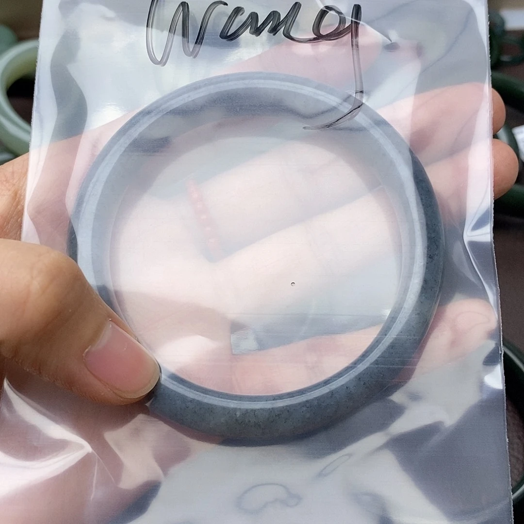 和田玉手串未镶嵌W***?