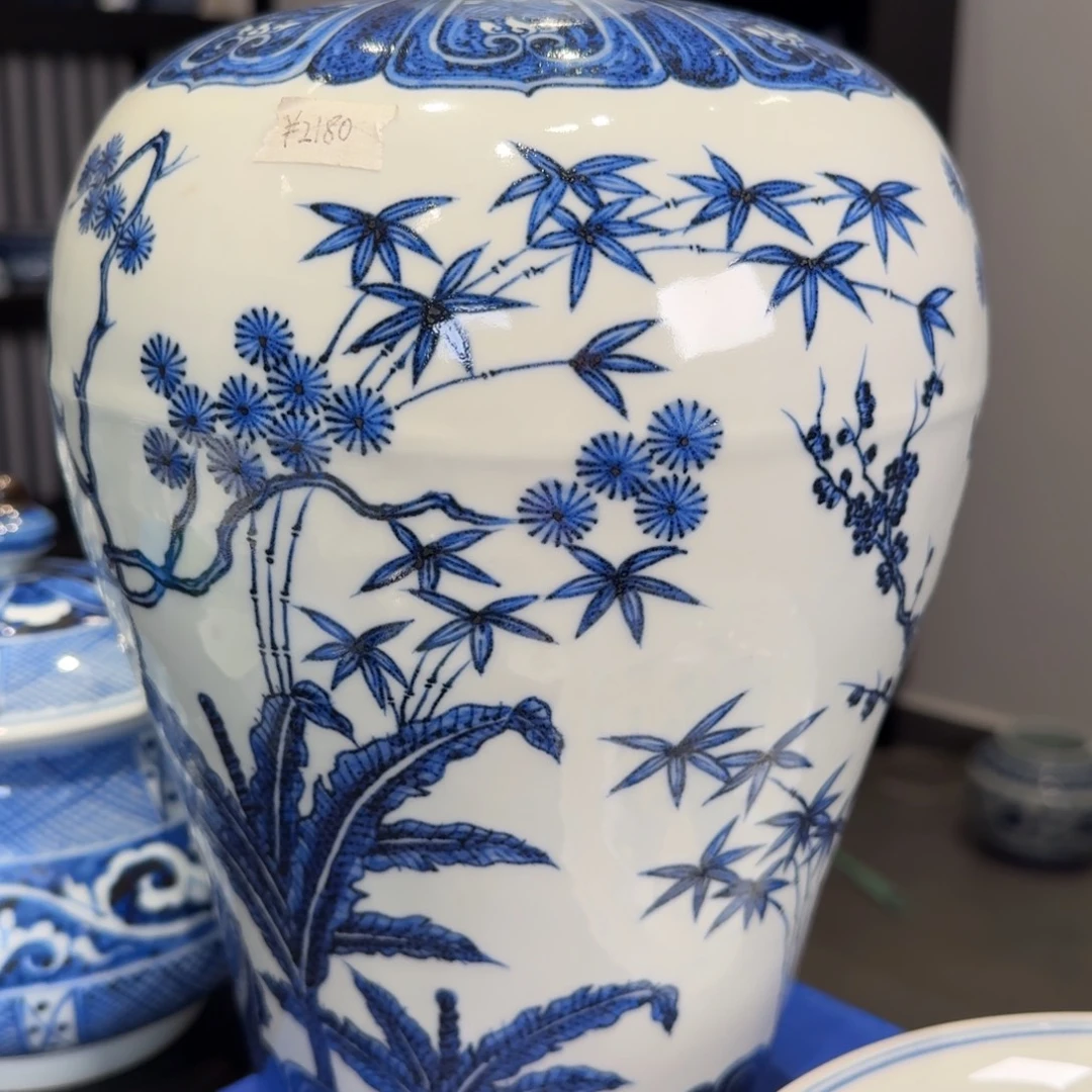 步***景瓷片松竹梅梅瓶手绘