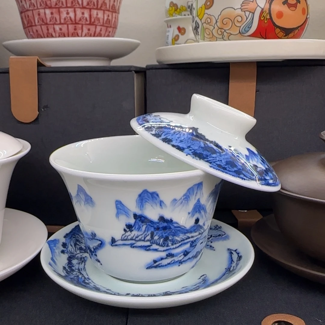 盖碗很好看很精致