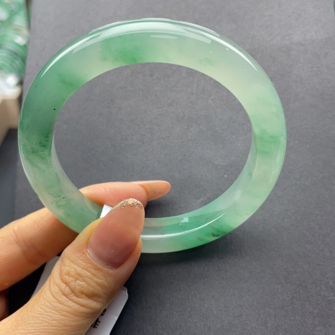 石英质玉（非洲翠）未镶嵌手镯+57:3