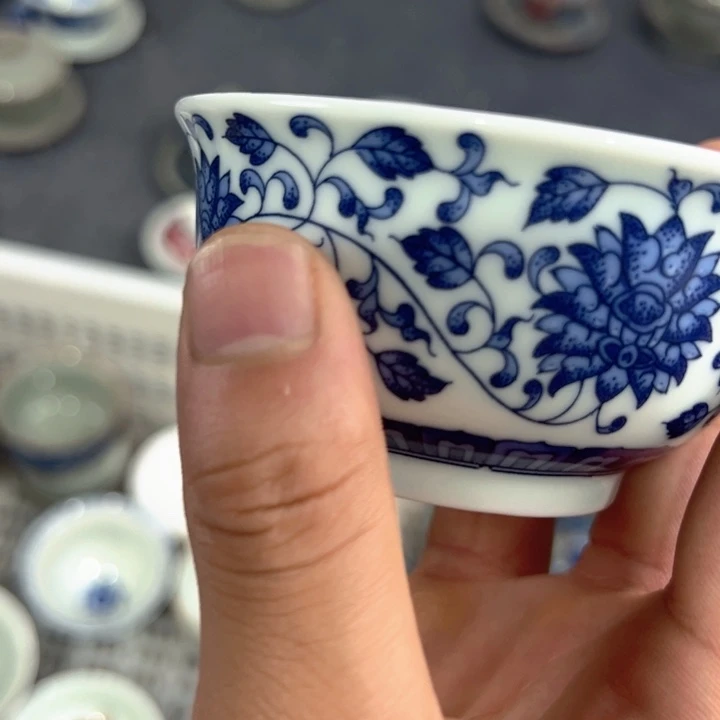 青花缠枝莲矮如是全