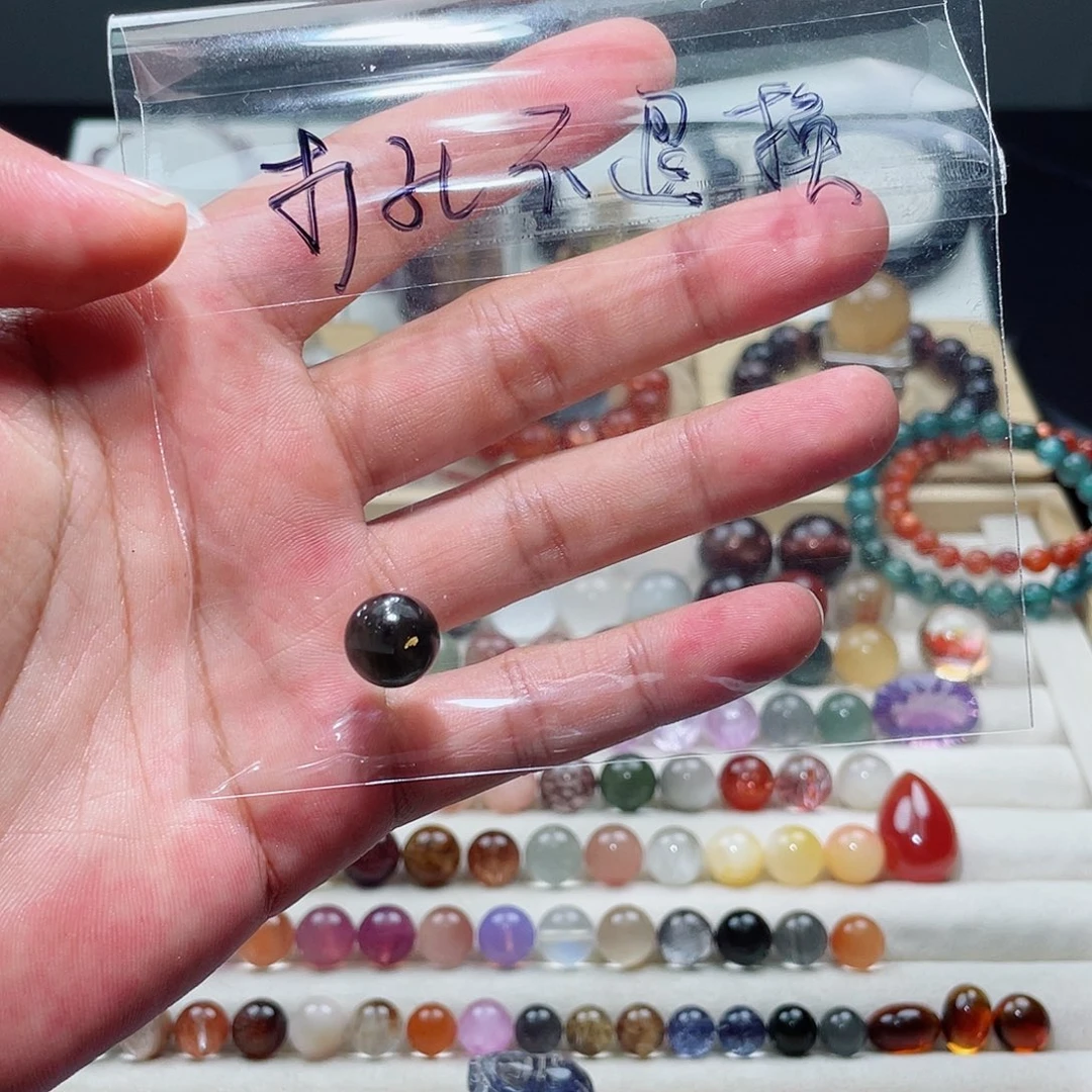箩***多未镶嵌珠宝半成品日光石