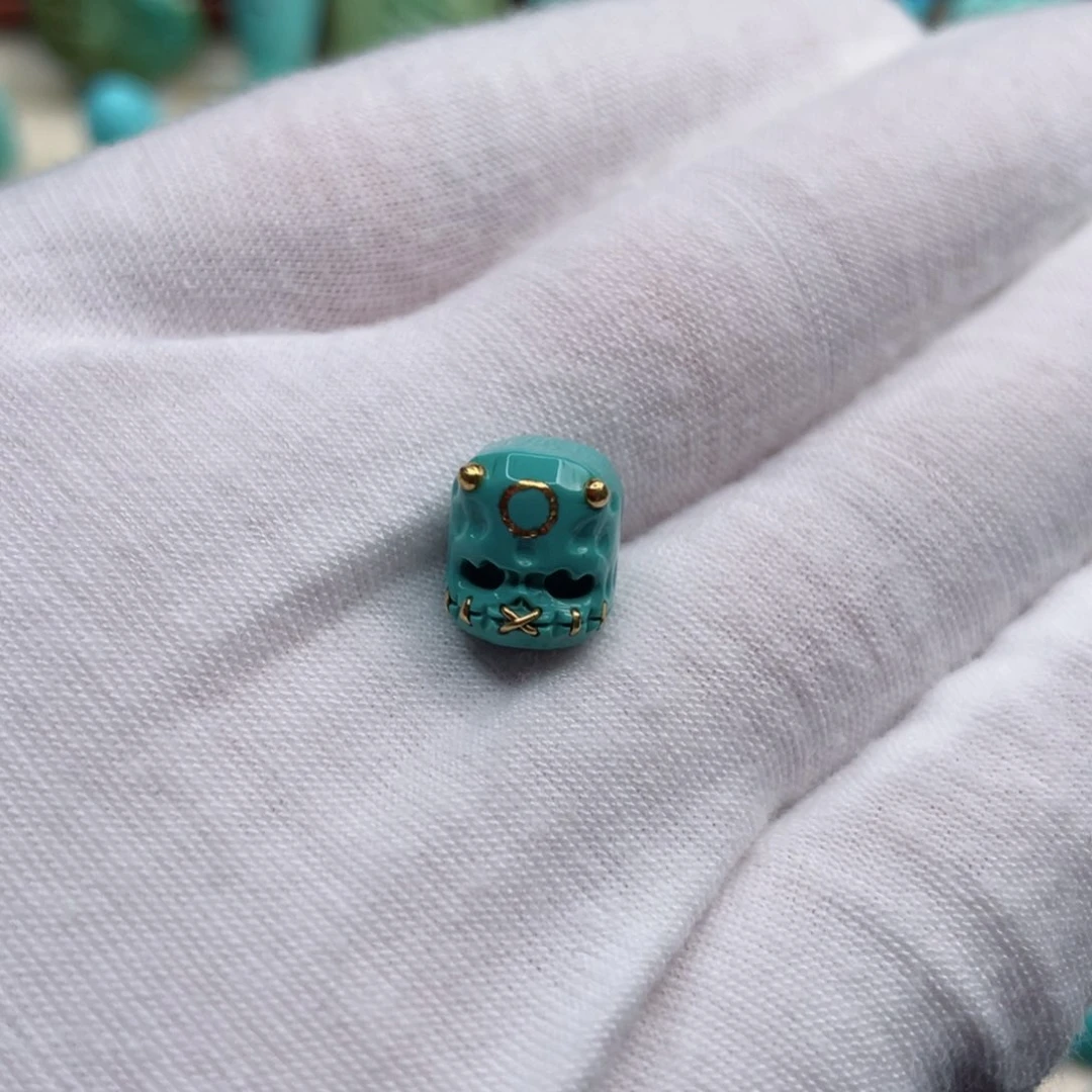 未镶嵌绿松石珠宝奇石