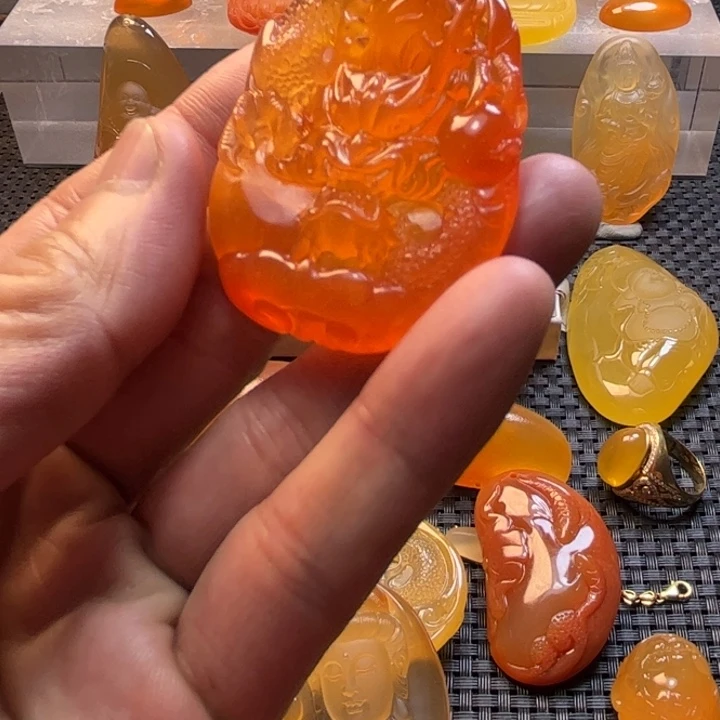 烦***人石英质玉未镶嵌小小吊坠挂件挂件