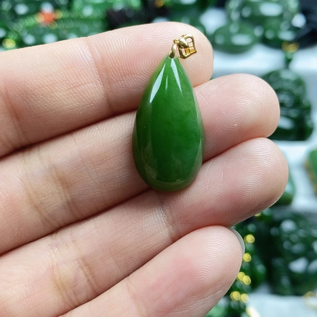 和田玉（碧玉）未镶嵌颈饰