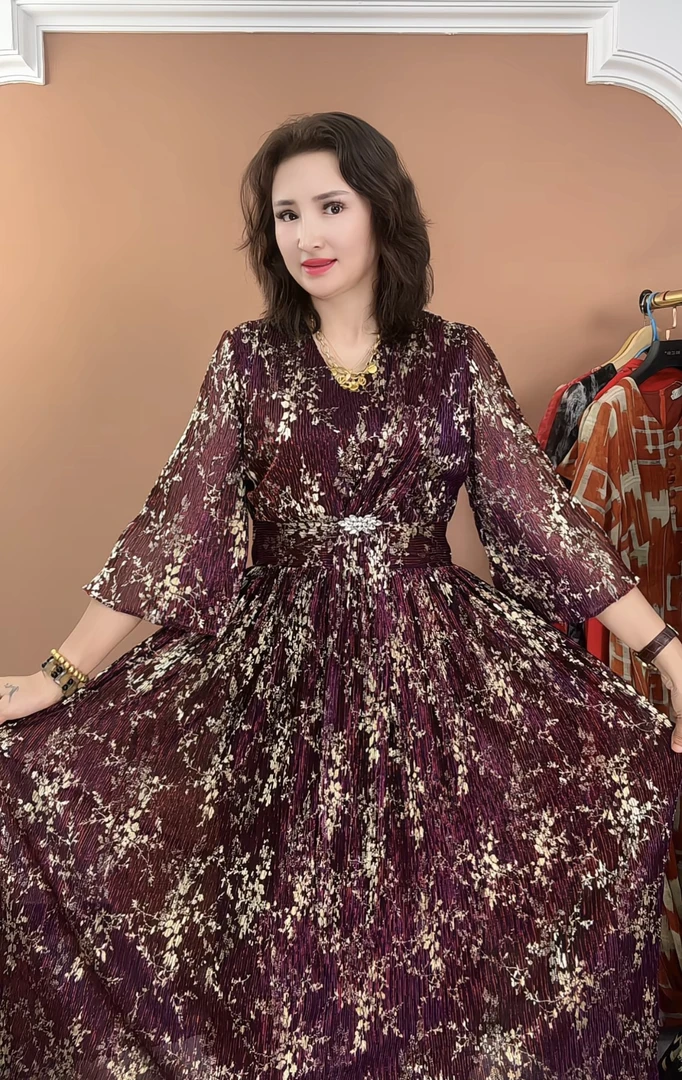 【704】夏季新款V领碎花七分袖收腰A字长款女士连衣裙显瘦洋气