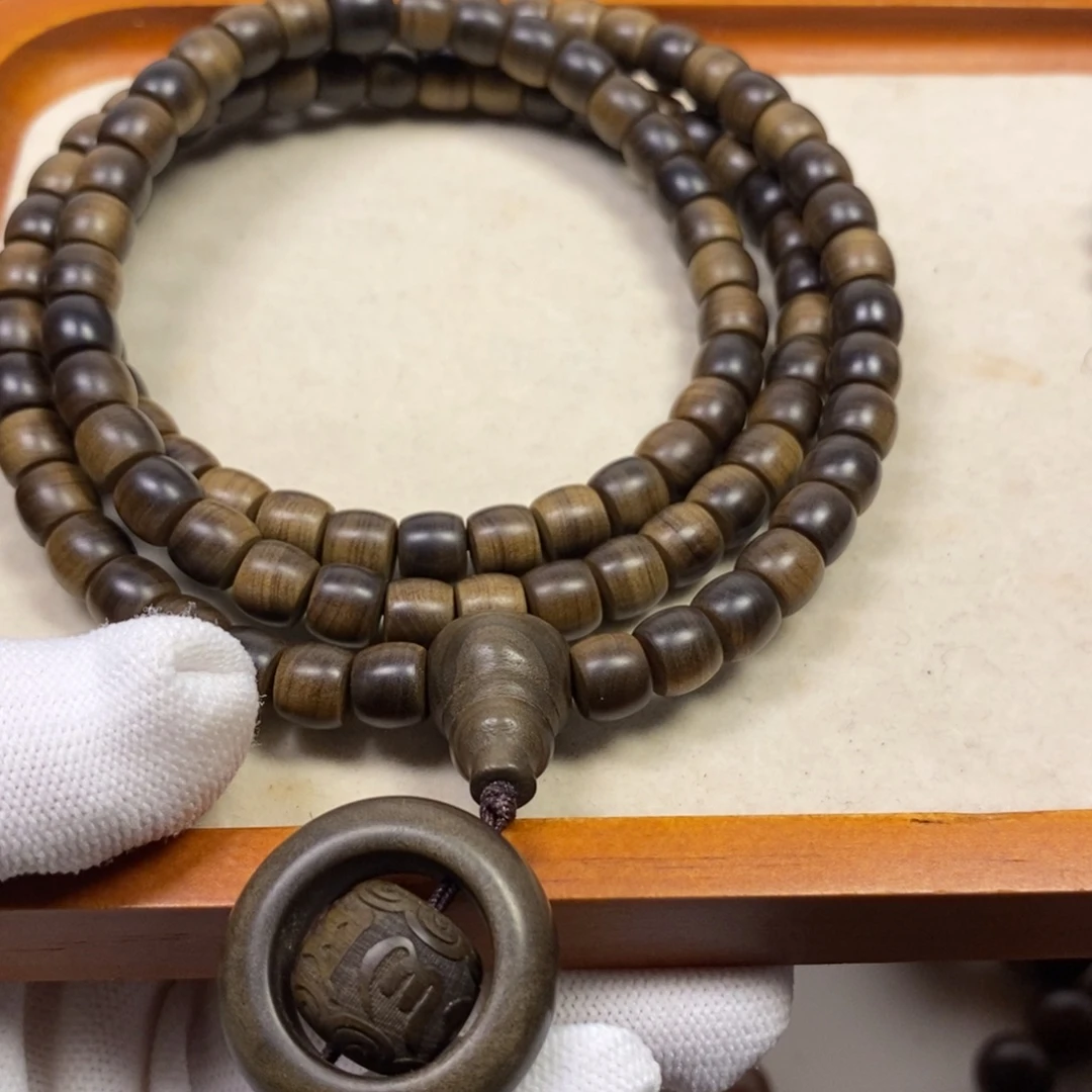 M***生檀香木老山檀香78水阴沉奶香