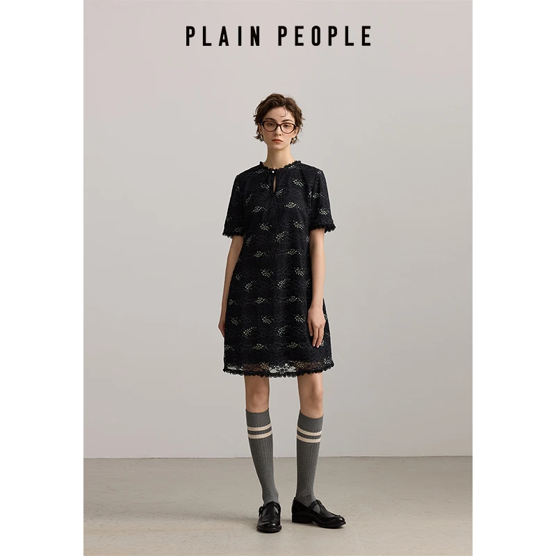 PLAIN PEOPLE千金风蕾丝小个子花边短袖连衣裙女黑色2025春季新款