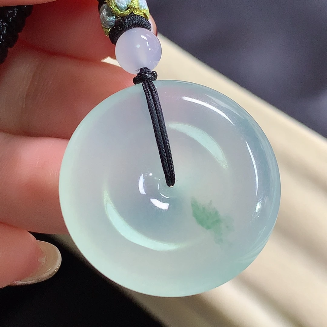 翡翠未镶嵌颈饰扣子