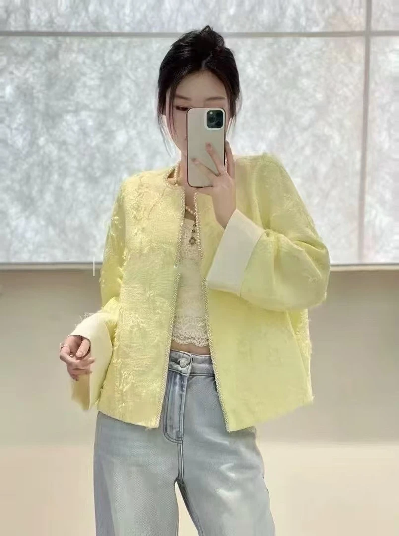 时尚刺绣显瘦气质百搭外套