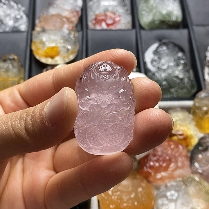 水晶未镶嵌颈饰水晶吊坠