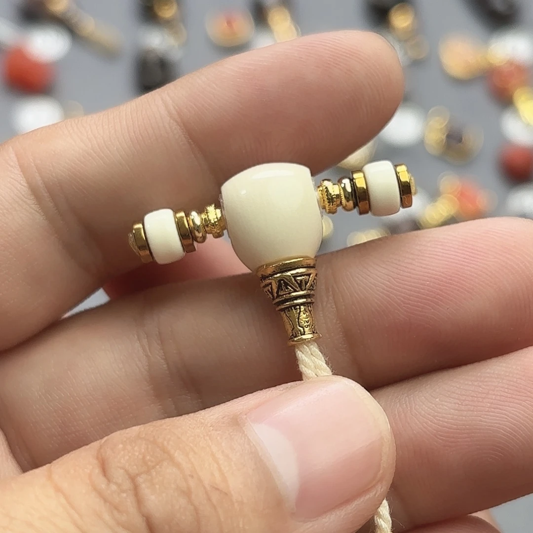 拈***予玛瑙/玉髓未镶嵌文玩配饰