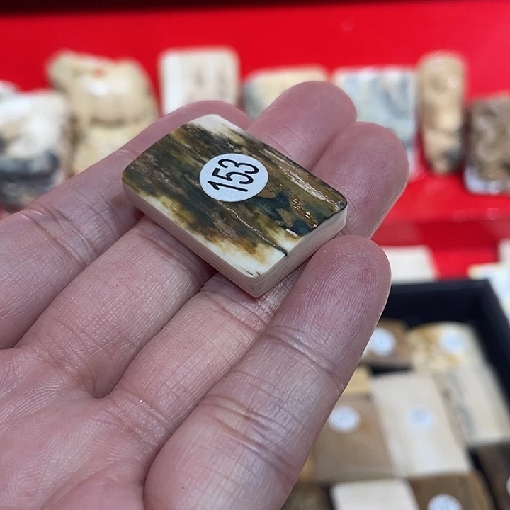 泥塑不打孔联系客服